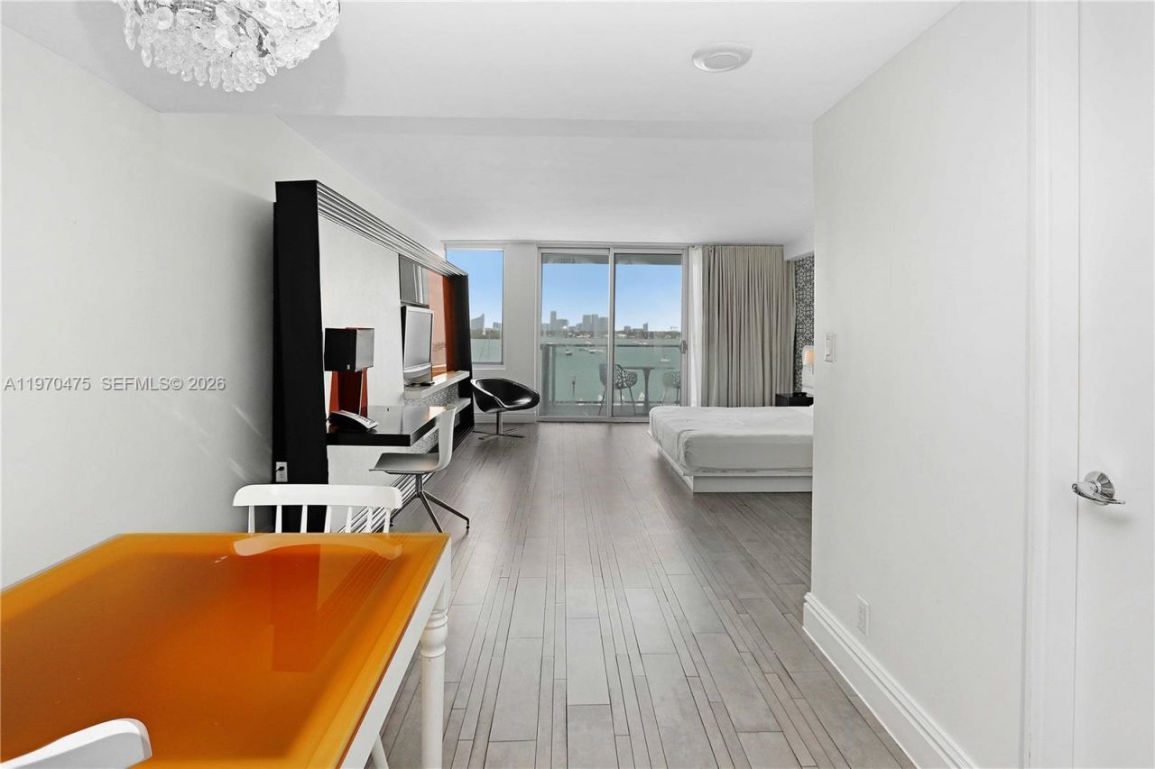 1100 West Ave , Unit 322, Miami Beach, FL 33139 Photo