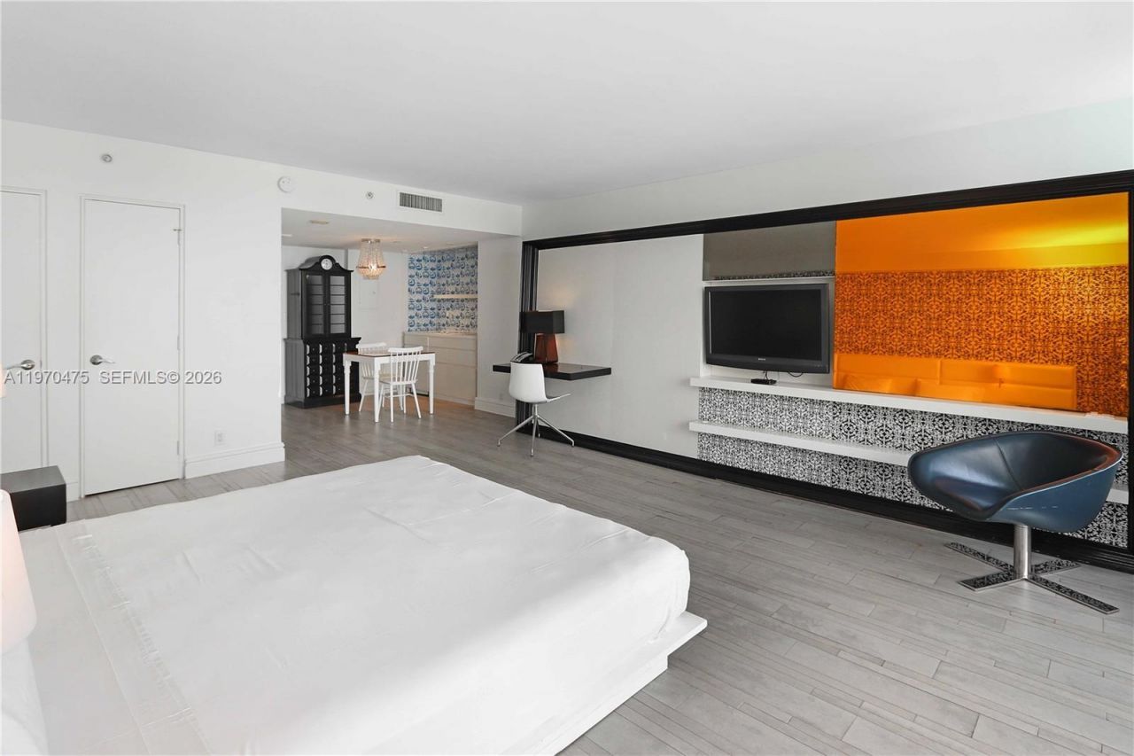 1100 West Ave , Unit 322, Miami Beach, FL 33139 Photo