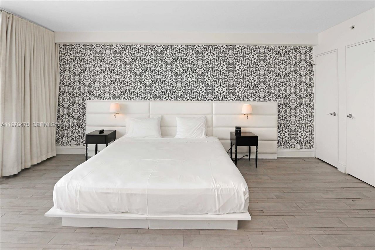 1100 West Ave , Unit 322, Miami Beach, FL 33139 Photo