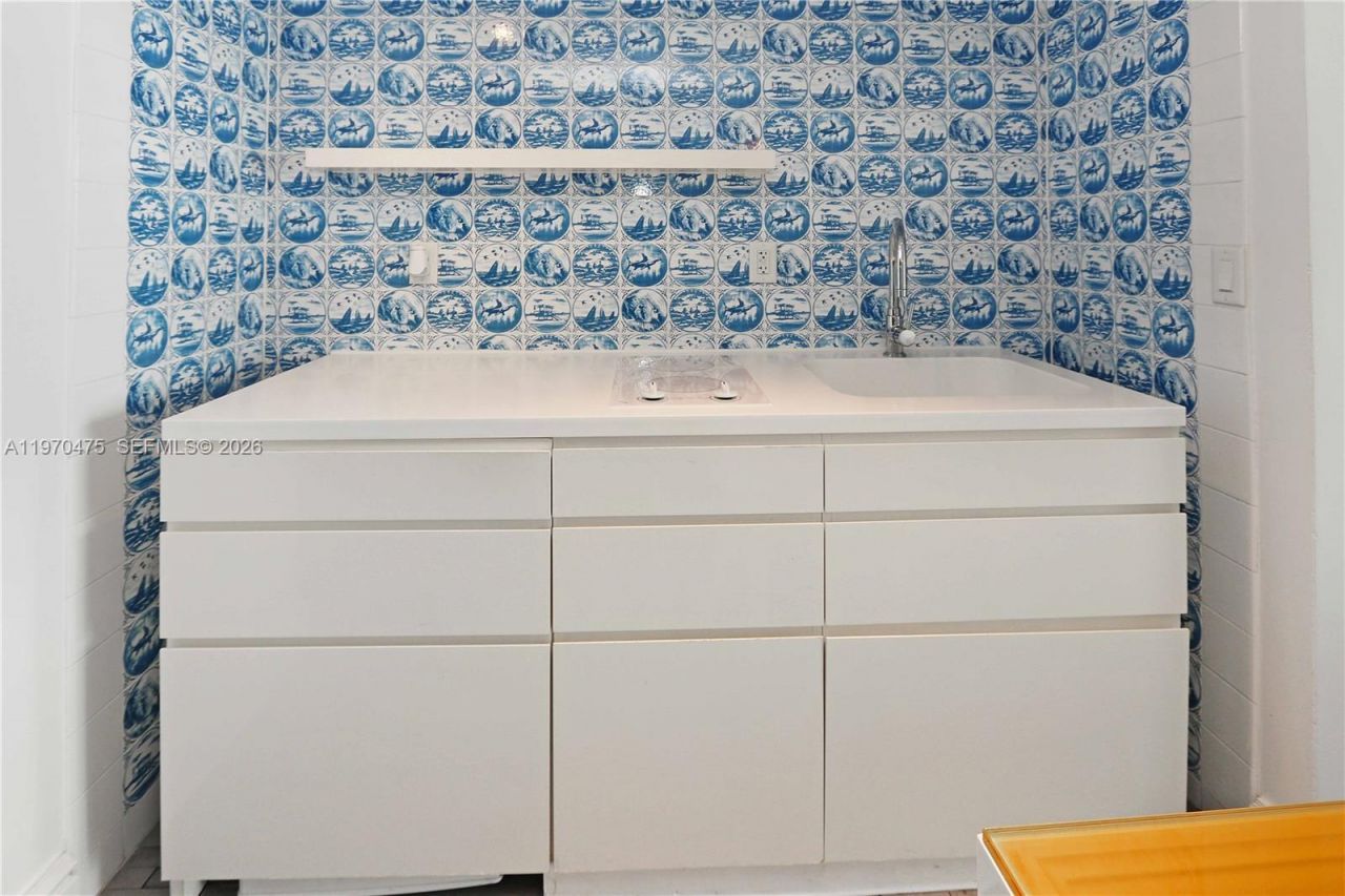 1100 West Ave , Unit 322, Miami Beach, FL 33139 Photo