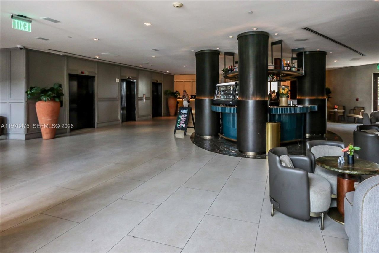 1100 West Ave , Unit 322, Miami Beach, FL 33139 Photo