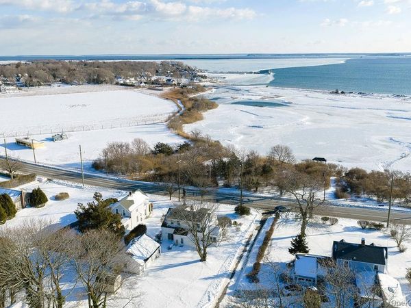 20715 Main Road, Orient, NY 11957