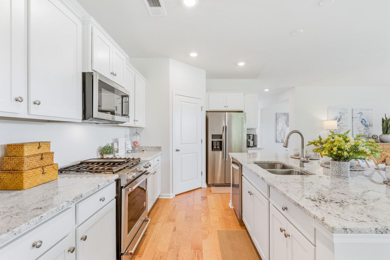 780 Castle Hill Drive Photo 14