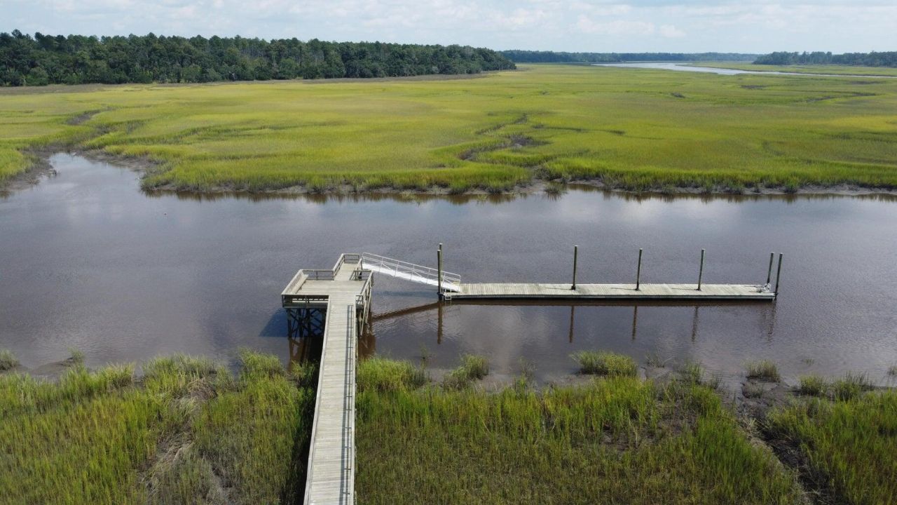 780 Castle Hill Drive Photo 3