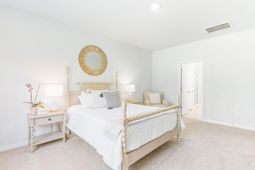 780 Castle Hill Drive photo 4