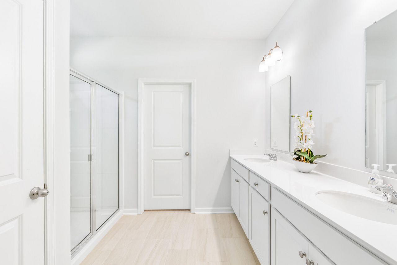 780 Castle Hill Drive Photo 7