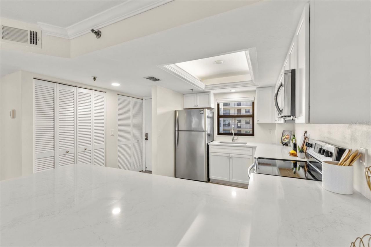 1001 Benjamin Franklin Drive, Unit 503, Sarasota, FL 34236 Photo