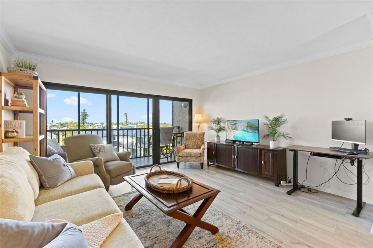 1001 Benjamin Franklin Drive, Unit 503, Sarasota, FL 34236 Photo