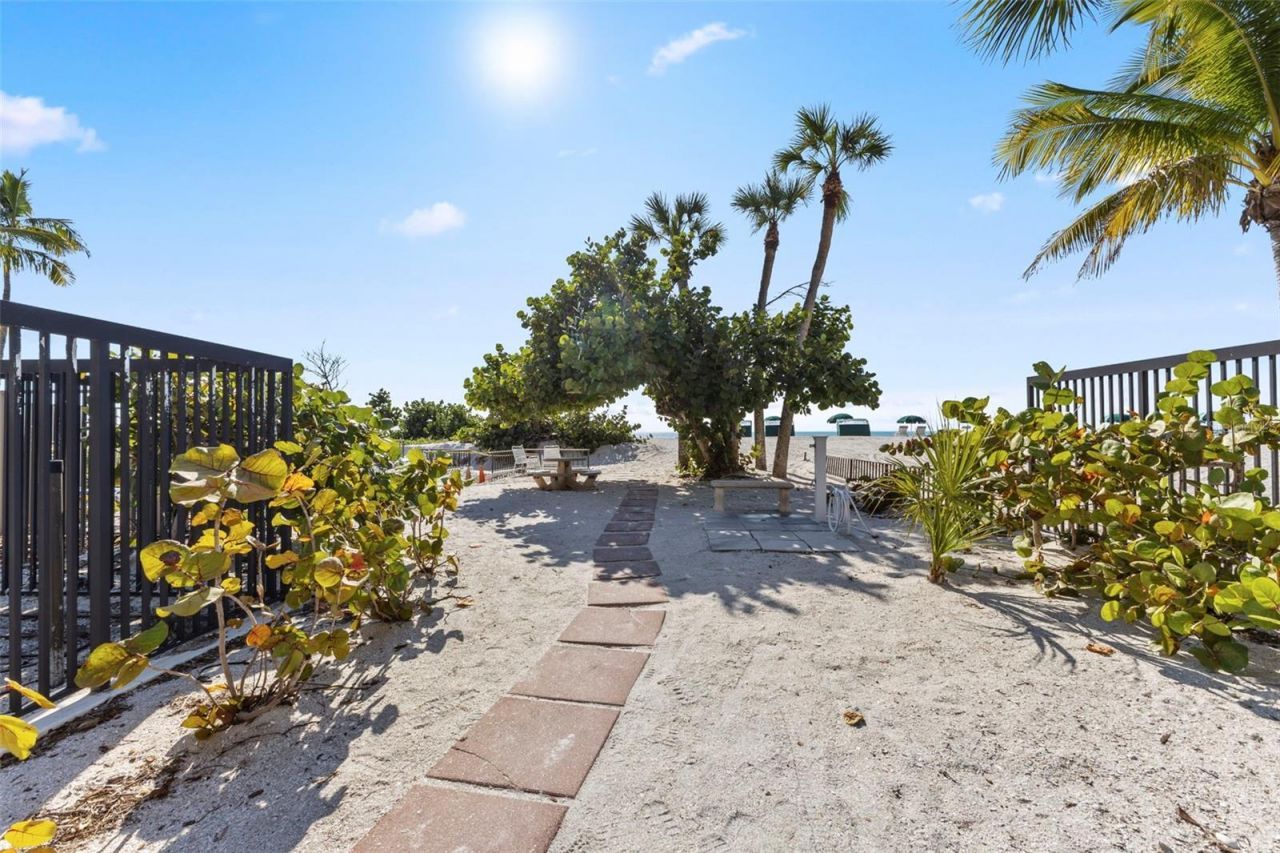 1001 Benjamin Franklin Drive, Unit 503, Sarasota, FL 34236 Photo