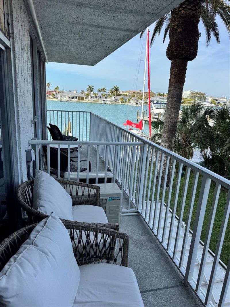 800 Bayway Boulevard, Unit 16, Clearwater Beach, FL 33767 Photo