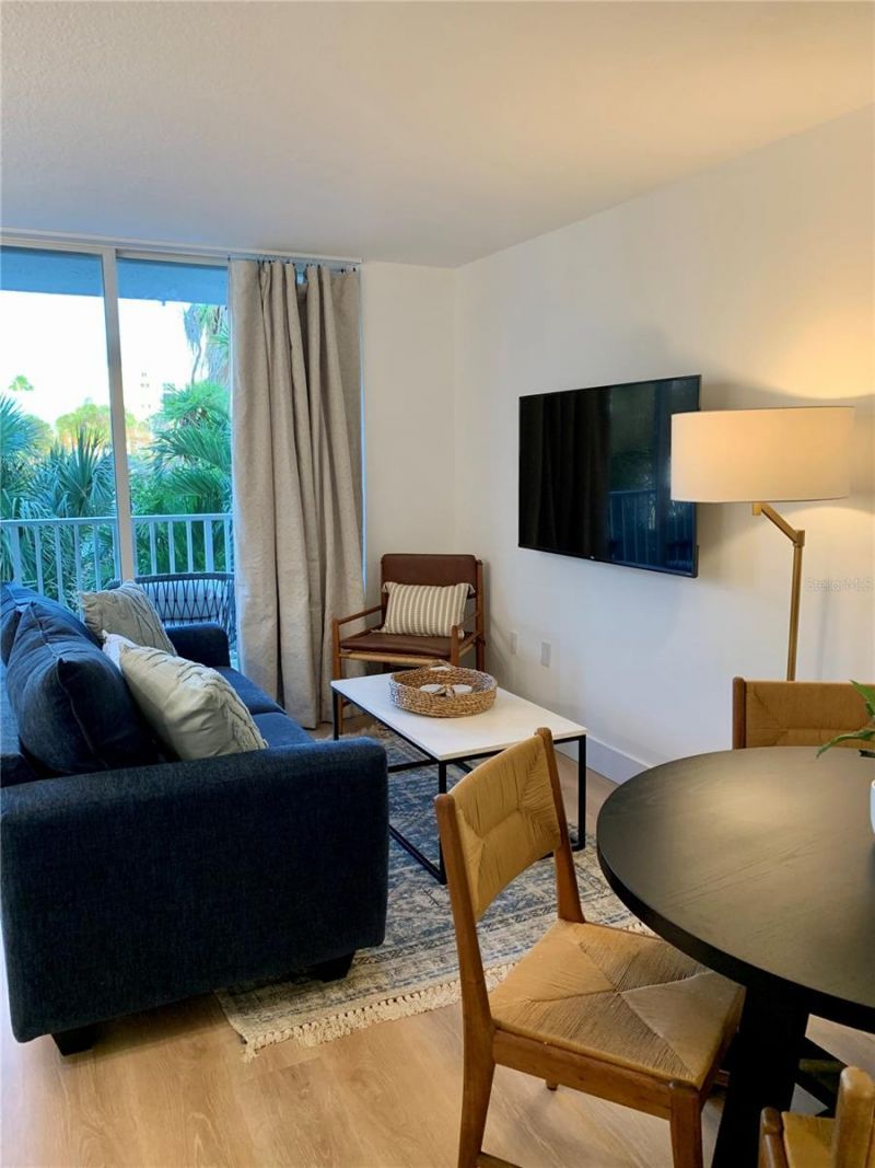800 Bayway Boulevard, Unit 16, Clearwater Beach, FL 33767 Photo