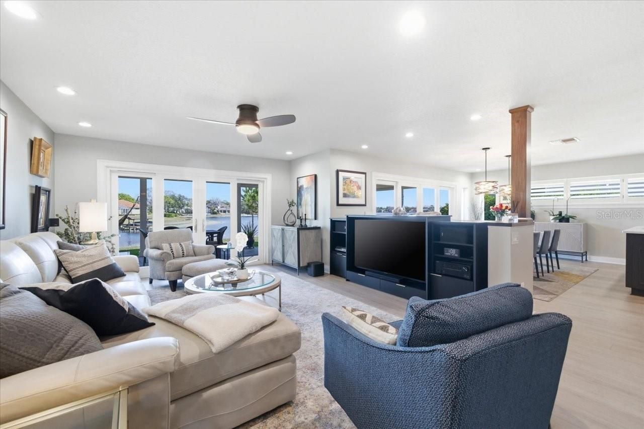 10705 Carrollwood Drive, Tampa, FL 33618 Photo