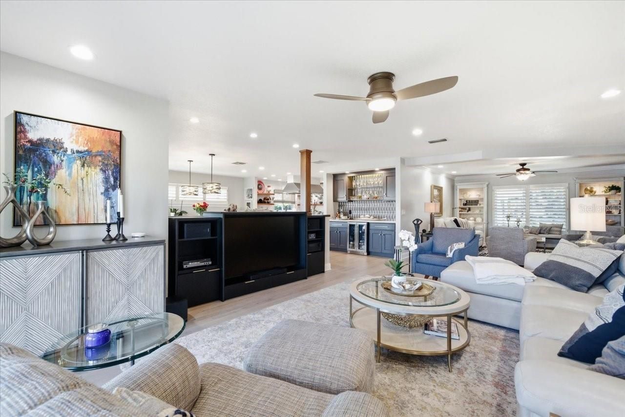 10705 Carrollwood Drive, Tampa, FL 33618 Photo