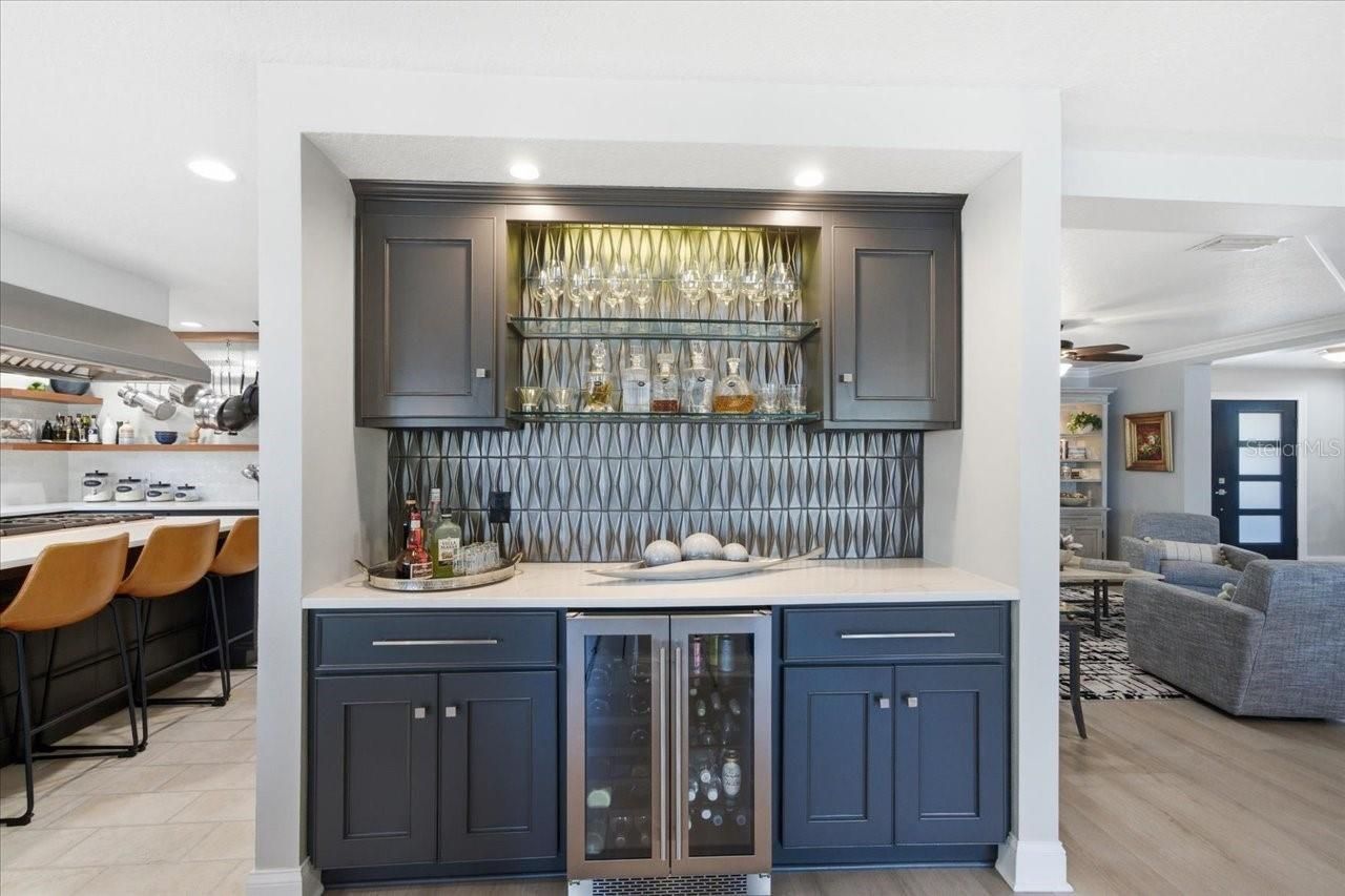 10705 Carrollwood Drive, Tampa, FL 33618 Photo