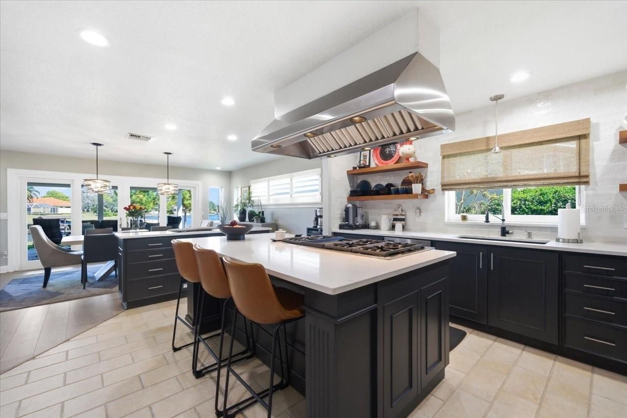 10705 Carrollwood Drive, Tampa, FL 33618 Photo