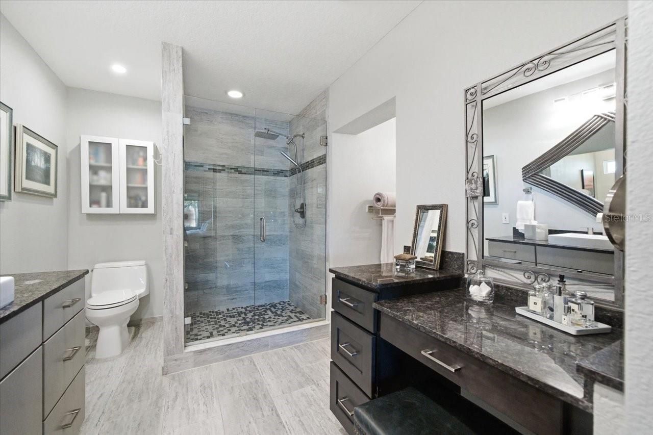 10705 Carrollwood Drive, Tampa, FL 33618 Photo