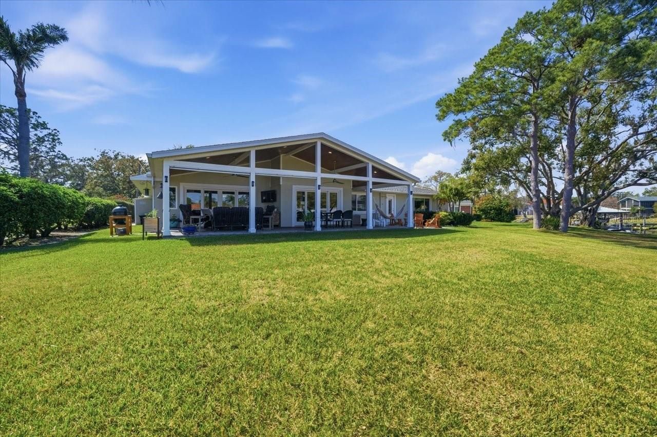 10705 Carrollwood Drive, Tampa, FL 33618 Photo