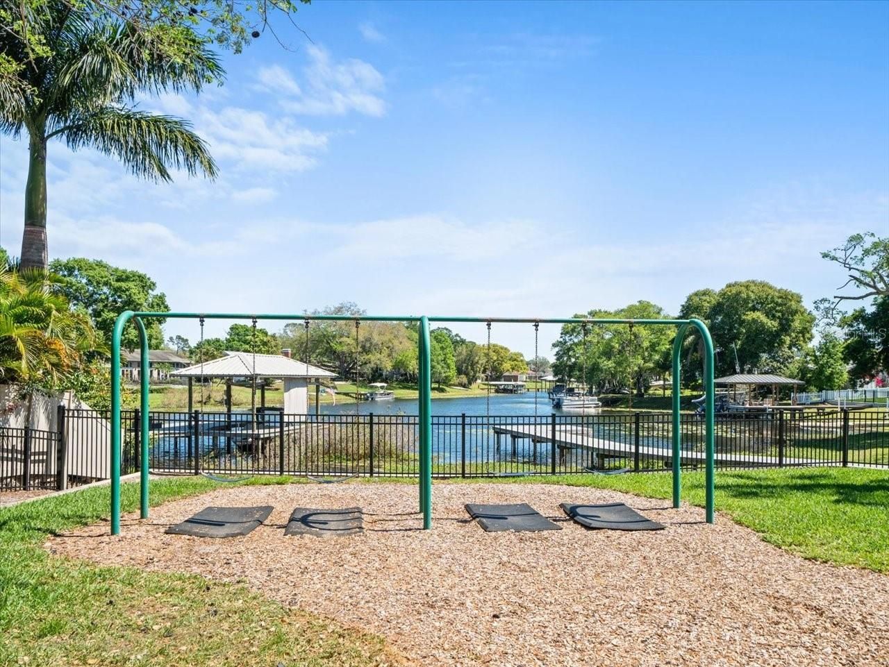 10705 Carrollwood Drive, Tampa, FL 33618 Photo