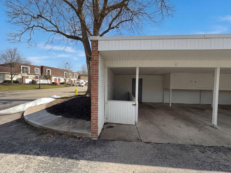 2861 Chateau Circle , Unit 22, Columbus, OH 43221 Photo 22