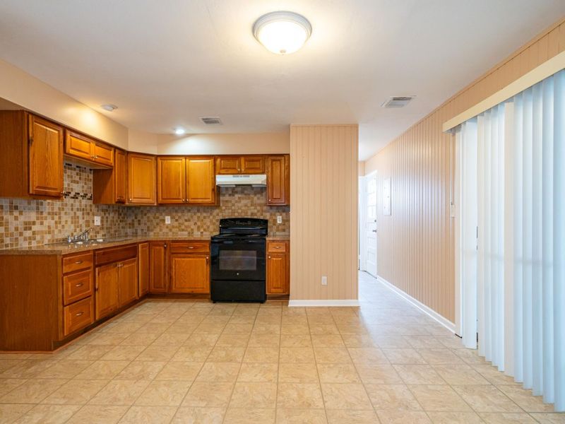 16 Hillgard Street, Dayton, OH 45426 Photo 9