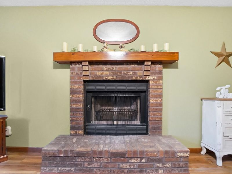 307 Ridge Crest Circle, Lima, OH 45801 Photo 11