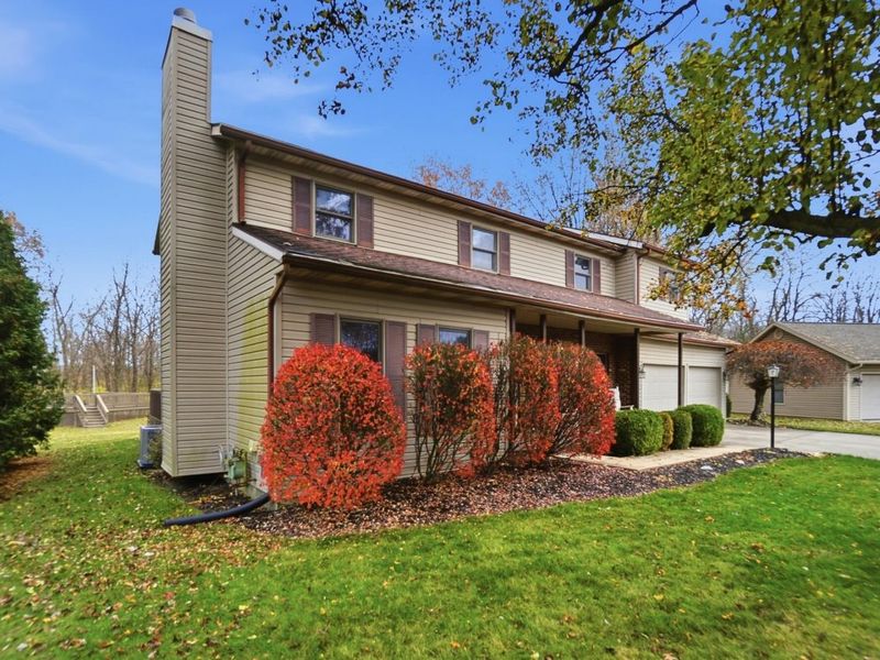 307 Ridge Crest Circle, Lima, OH 45801 Photo 5