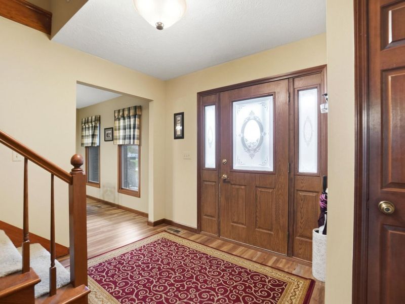 307 Ridge Crest Circle, Lima, OH 45801 Photo 8