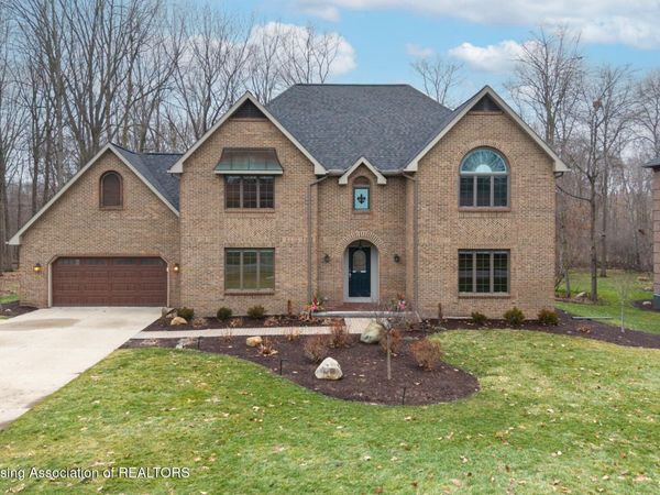 12719 Oneida Woods Trail, Grand Ledge, MI 48837