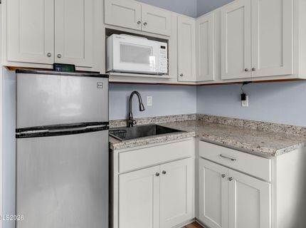 2725 Decoy Drive, Sparks, NV 89436 Photo