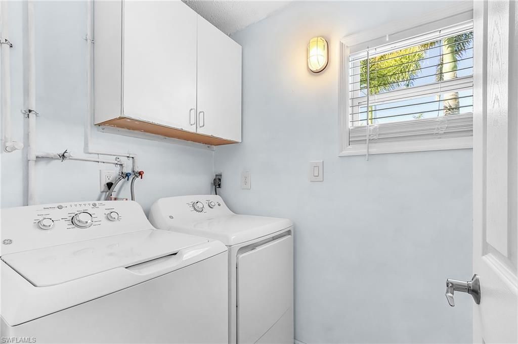 2371 Baybreeze St, Saint James City, FL 33956 Photo