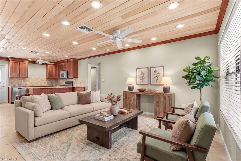 2371 Baybreeze St, Saint James City, FL 33956 Photo