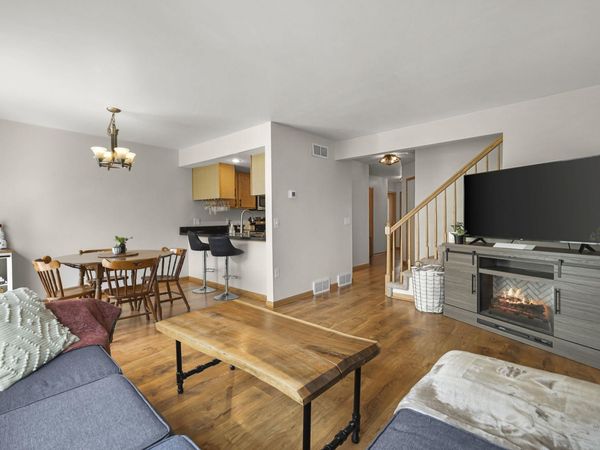 203 N Musket Ridge Drive, Sun Prairie, WI 53590