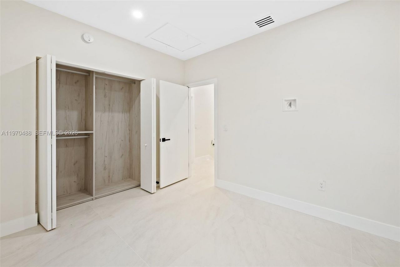 8511 NW 141st Ter , Unit 405, Miami Lakes, FL 33016 Photo