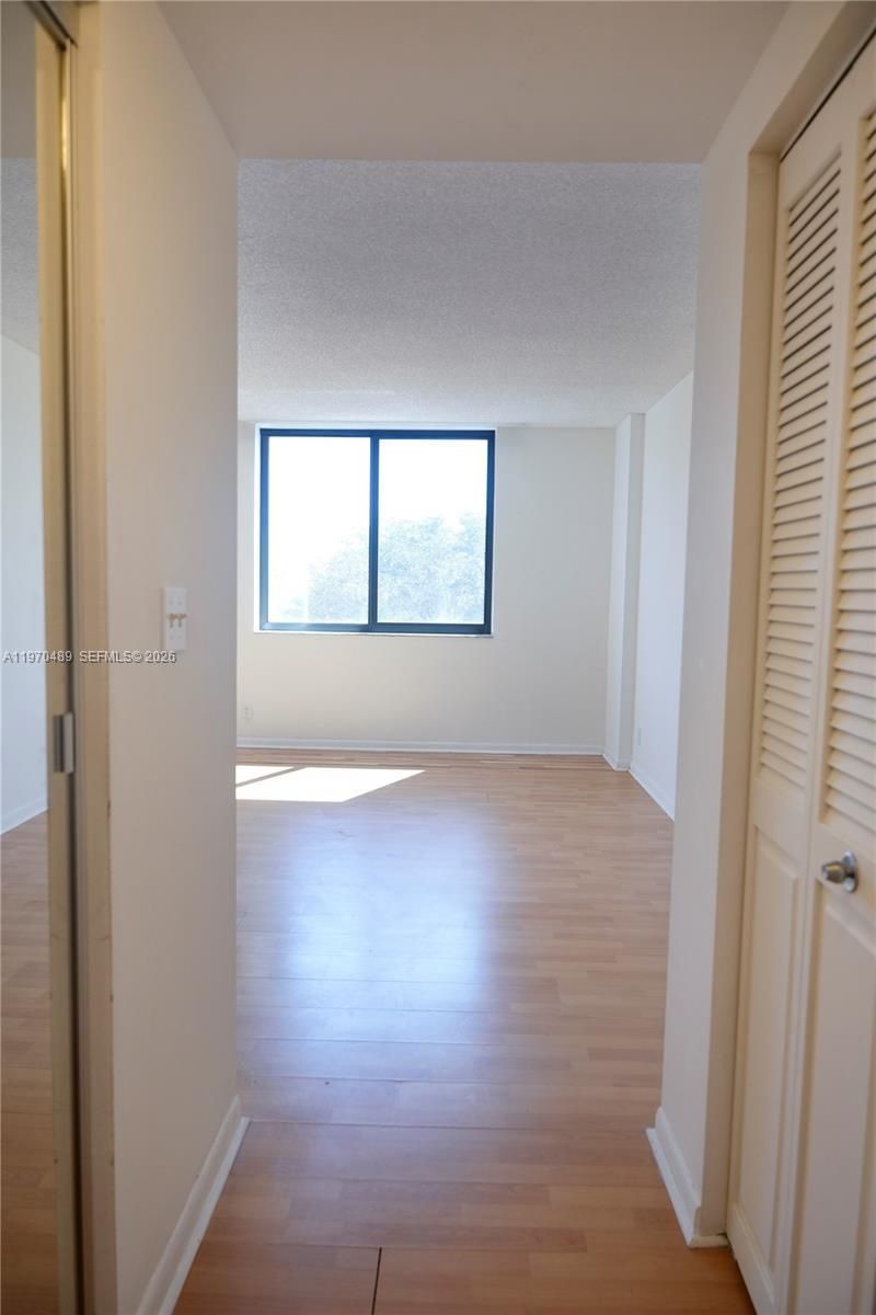 901 Hillcrest Dr, Unit 504, Hollywood, FL 33021 Photo