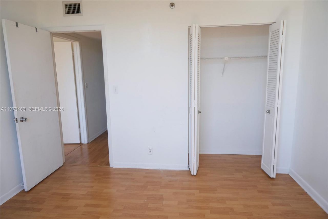 901 Hillcrest Dr, Unit 504, Hollywood, FL 33021 Photo