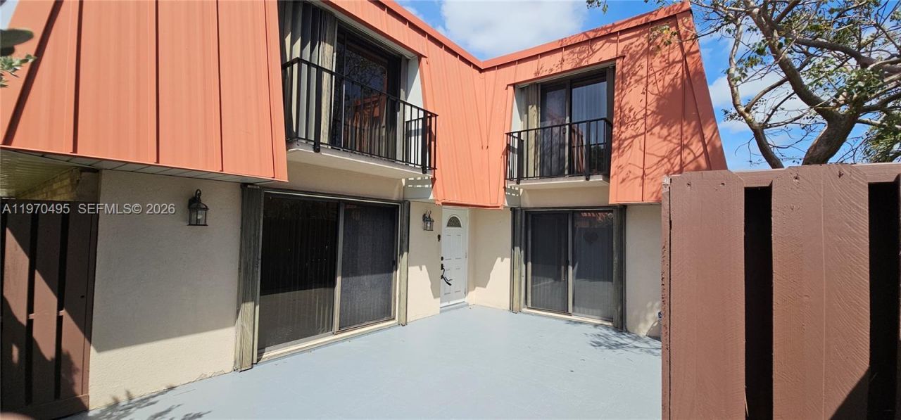 3310 S Meridian Way , Unit B, Palm Beach Gardens, FL 33410 Photo