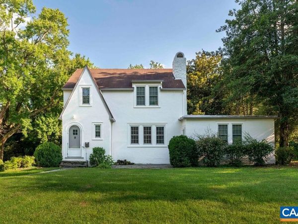 2203 STADIUM RD, Charlottesville, VA 22903