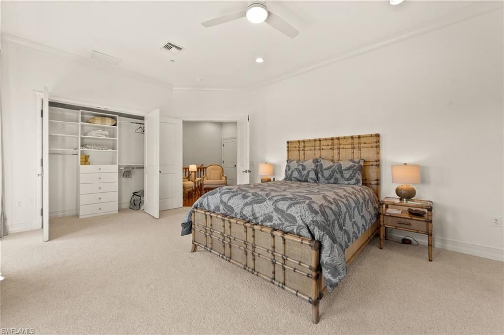 380 10th St S, Unit 202, Naples, FL 34102 Photo