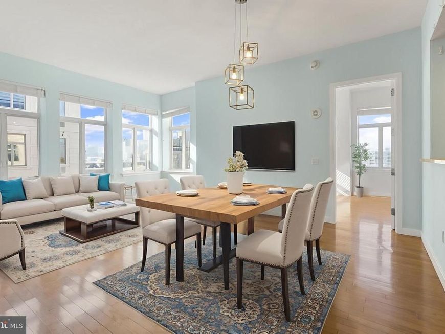 1900 Hamilton Street, Unit 909, Philadelphia, PA 19130 Main Photo