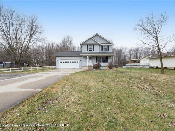231 E South Street, Morrice, MI 48857