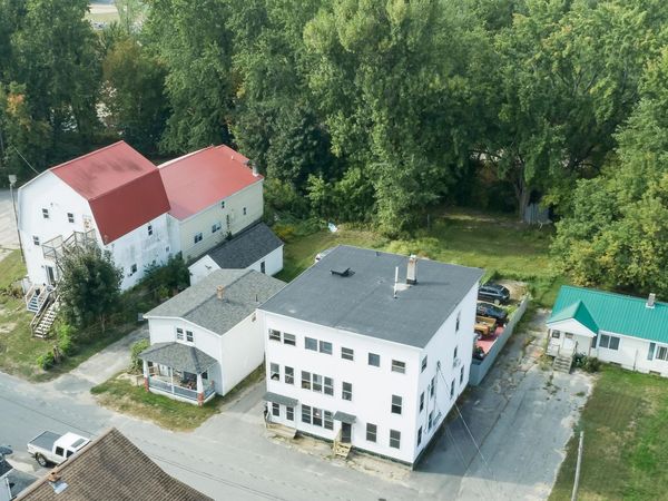 39 Carlton Avenue , Mexico, ME 04257