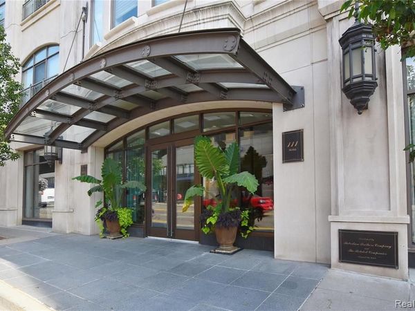 111 Willits Street, Birmingham, MI 48009