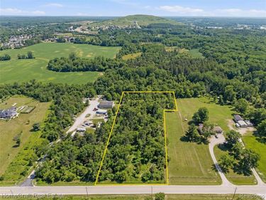 7730 Currie Road, Salem Twp, MI 48167