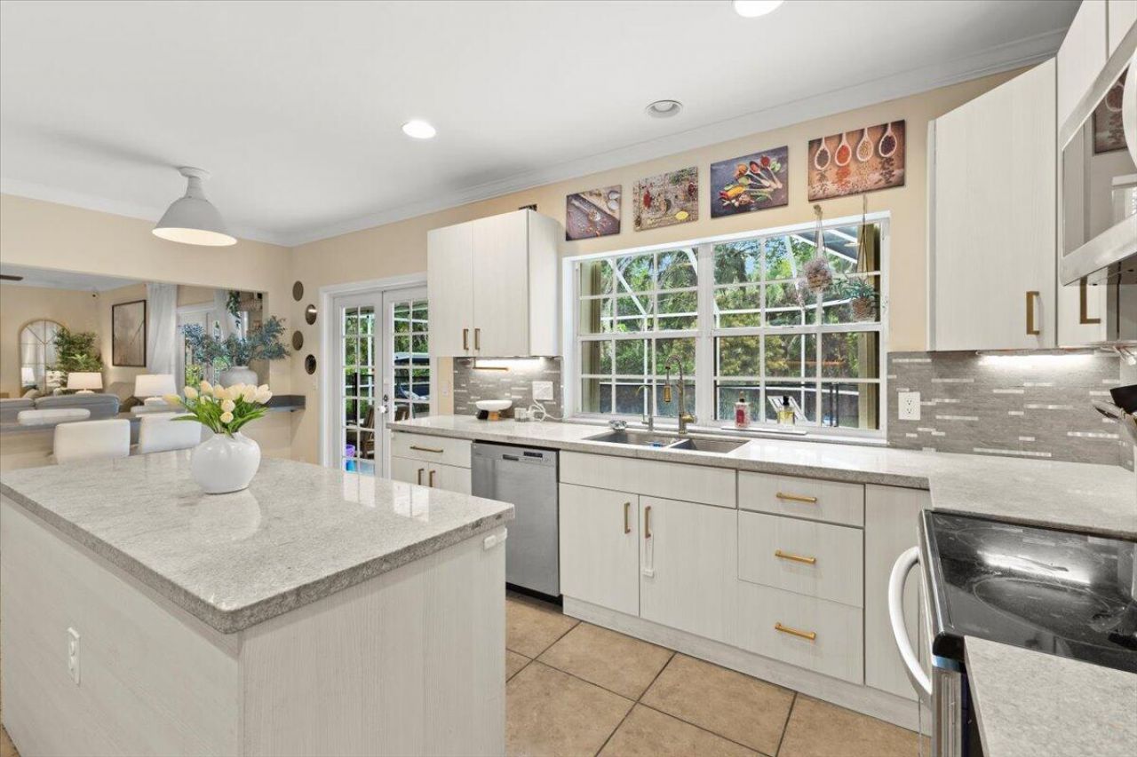 7617 Parkview Way, Coral Springs, FL 33065 Photo