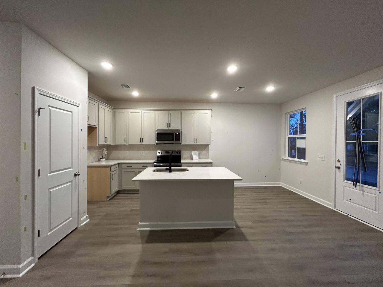 453 Martins Creek Boulevard Photo 7