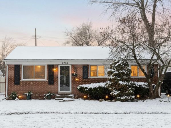 9286 Chamberlain Street, Romulus, MI 48174