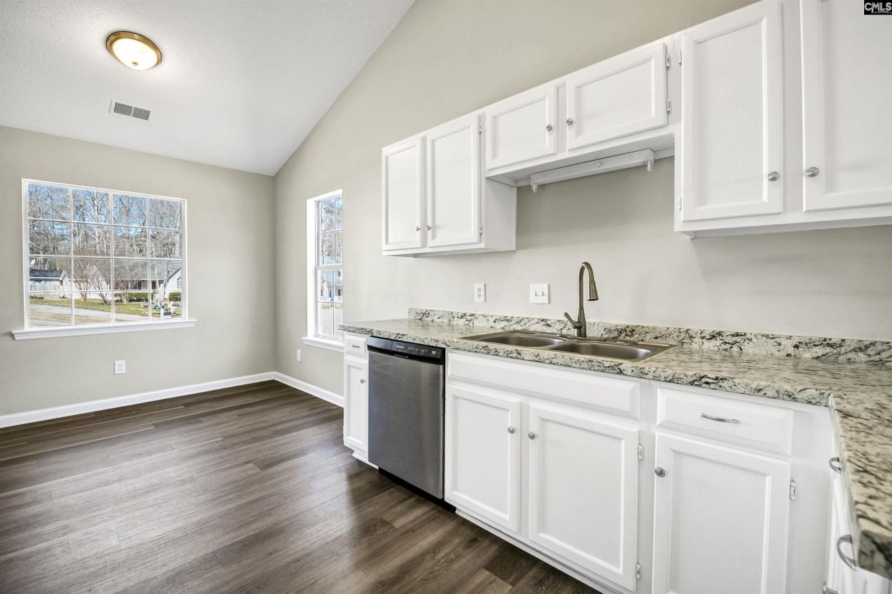 125 Northshore Drive  Photo 12