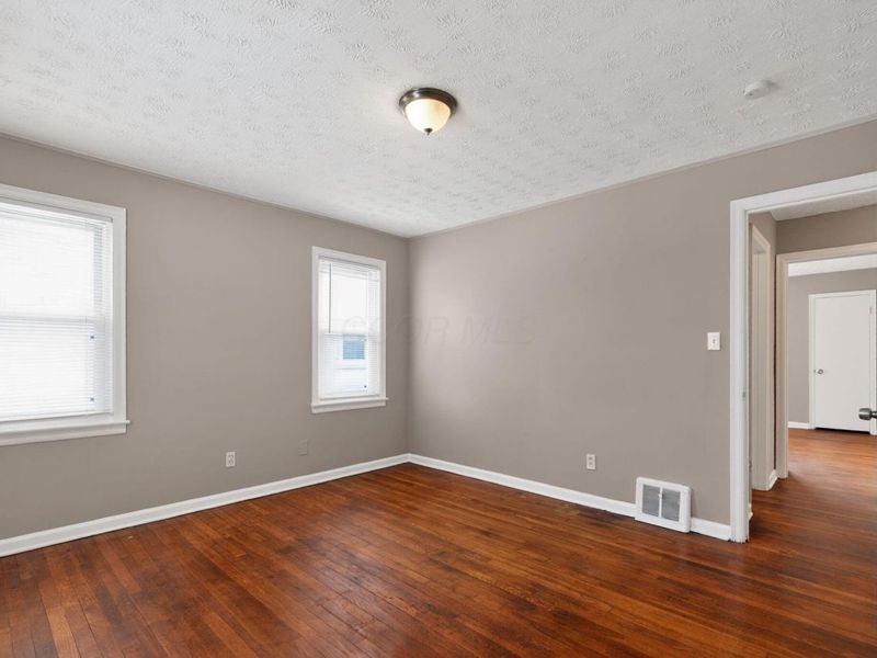 1568 Oakwood Avenue , Columbus, OH 43207 Photo 8