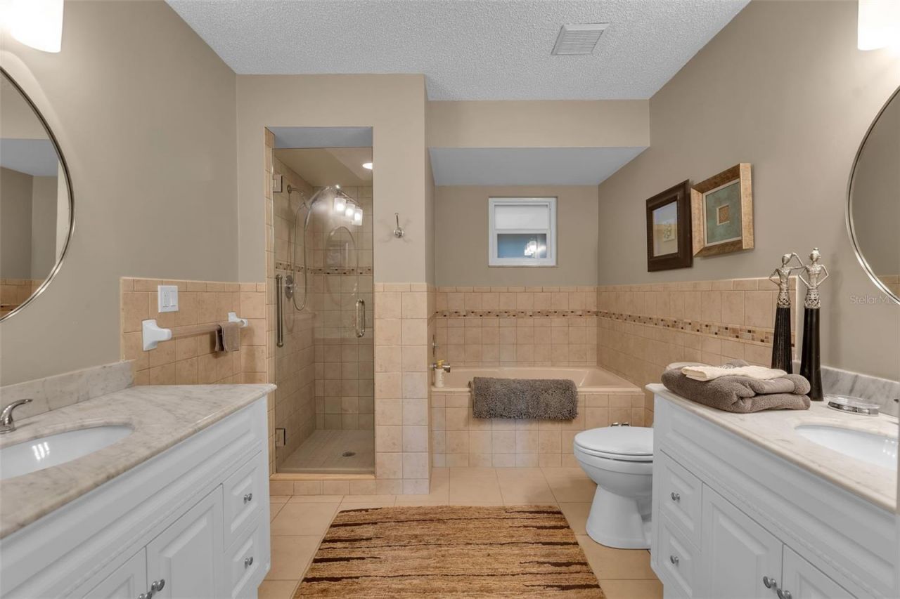 3406 Avenida Madera, Unit B, Bradenton, FL 34210 Photo