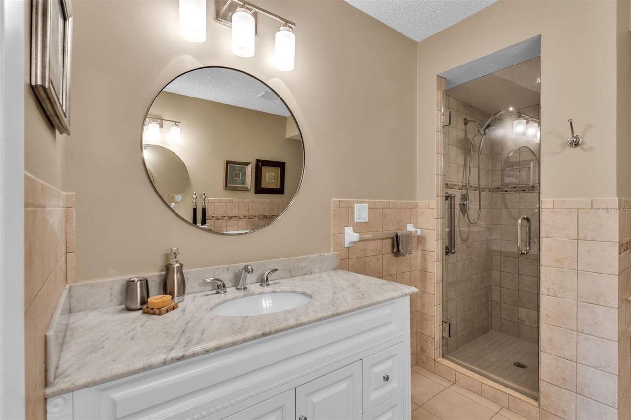 3406 Avenida Madera, Unit B, Bradenton, FL 34210 Photo